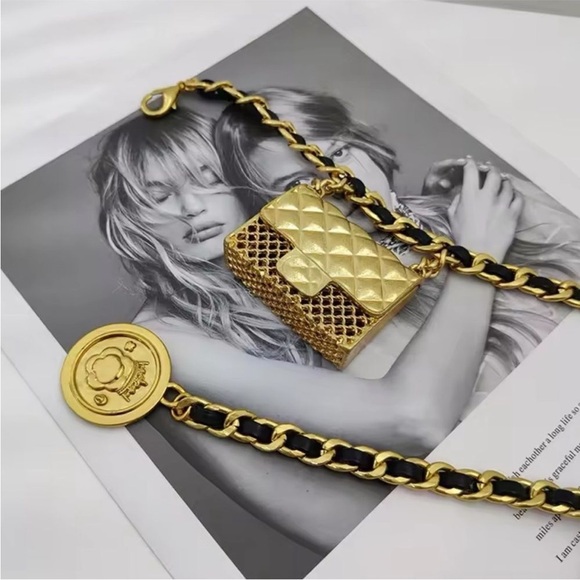 Anthro Black Gold Chain Belt With Designer Mini Charm Bag - Picture 6 of 16